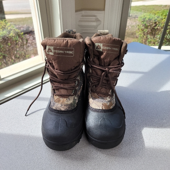 Ozark Trail Mens 3m Thinsulate Realtree 